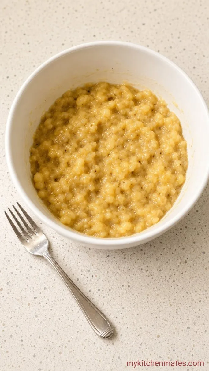 3 Ingredient Oatmeal Cookies (Ready in 15 Minutes) Step 1: Mash the Bananas