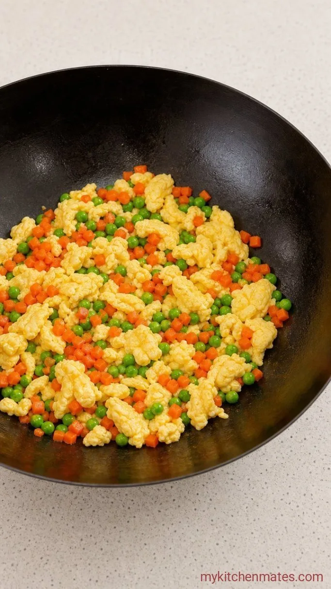 Step 3: Scramble the Egg and Vegetables