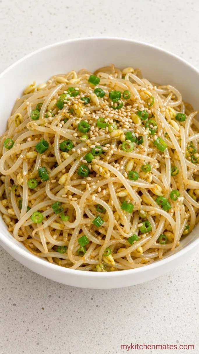 10-Minute Sesame Bean Sprout Salad Step 3: Toss and Serve