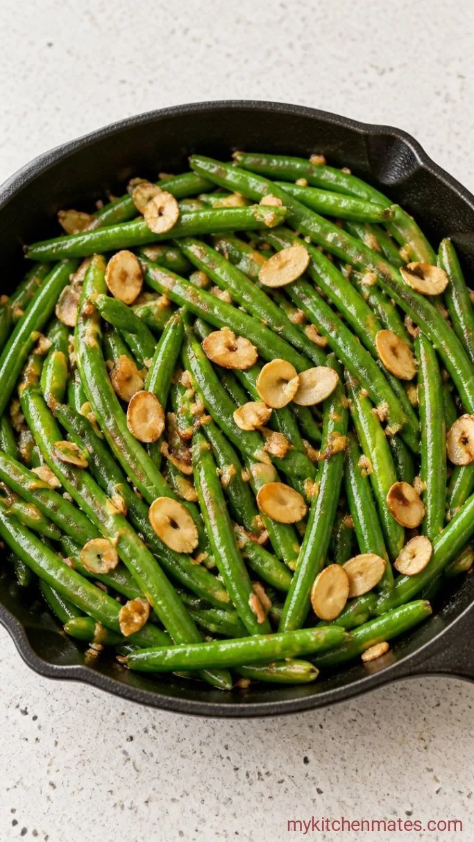 Quick Sautéed French Green Beans with Garlic and Almonds Step 3: Toss with Lemon and Serve