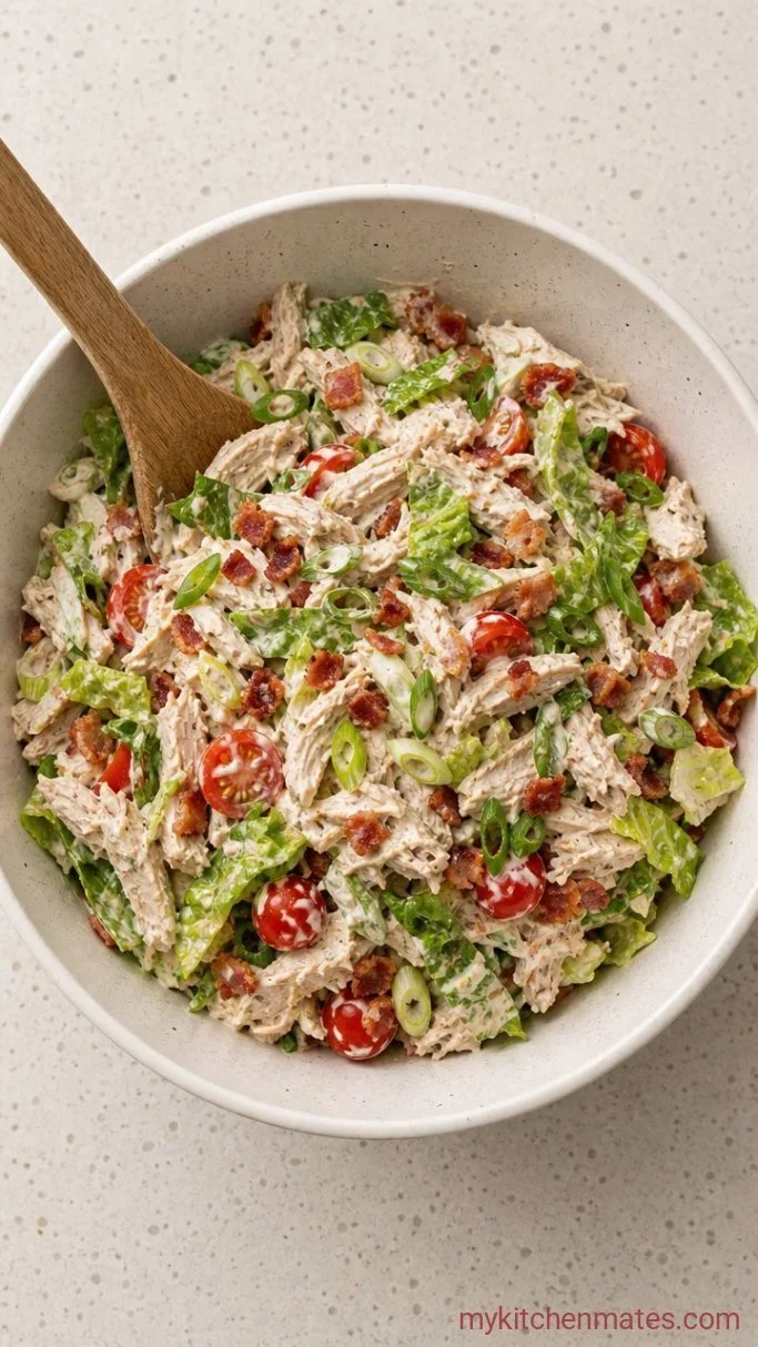 Creamy BLT Chicken Salad Step 4: Fold in the Crunch