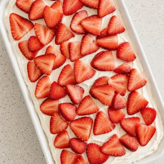 Strawberry Eclair Cake