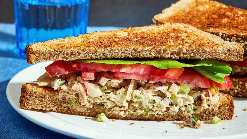 The Best Tuna Salad Recipe for Sandwiches Food photo of The Best Tuna Salad Recipe for Sandwiches