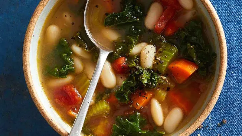 Tuscan White Bean Soup Food photo of Tuscan White Bean Soup
