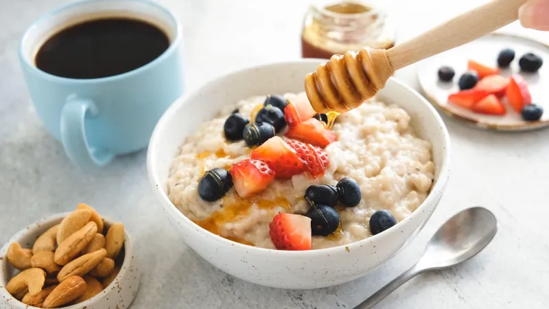 🍯 Soft Cooked Oats with Honey